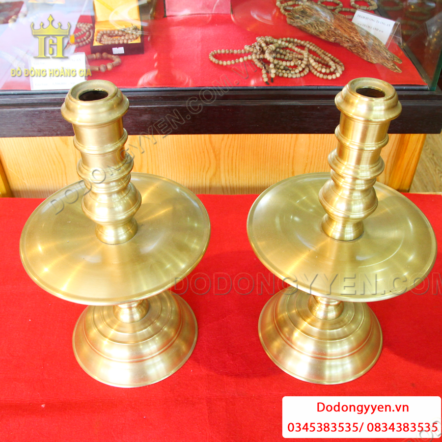 Đôi nến bằng đồng vàng nguyên chất 