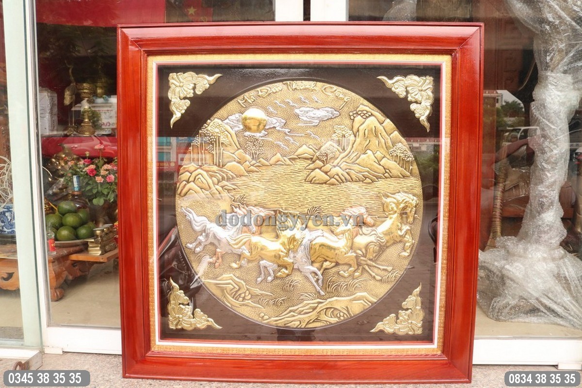 Khung tranh bằng gỗ tự nhiên vô cùng đẹp
