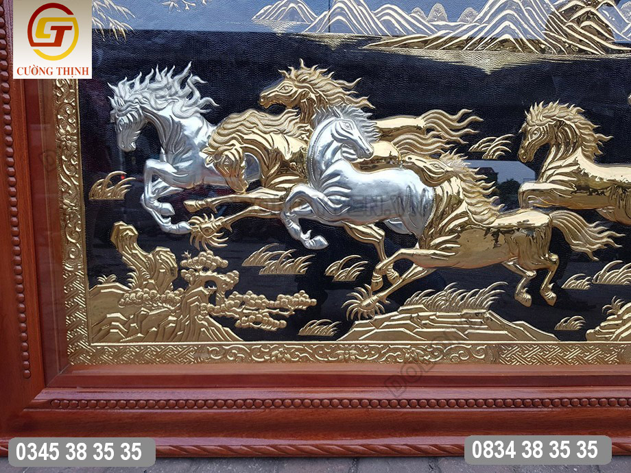 khung tranh bằng gỗ lát