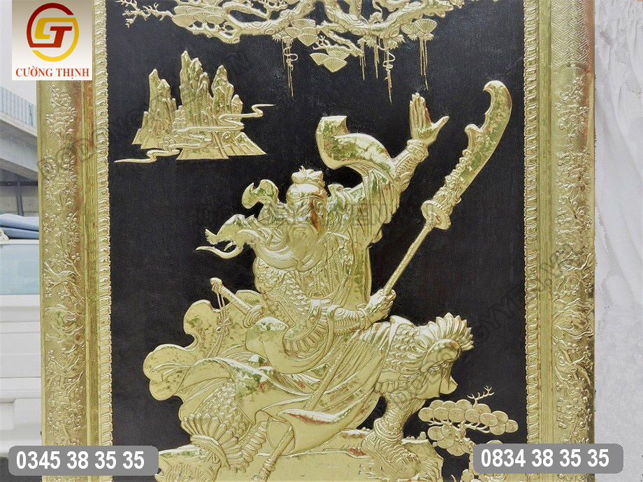 chạm thúc tỉ mỉ và sắc nét