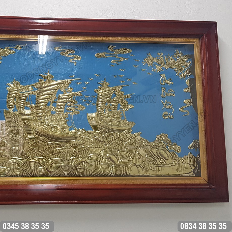vẽ nền xanh vô cùng nổi bật