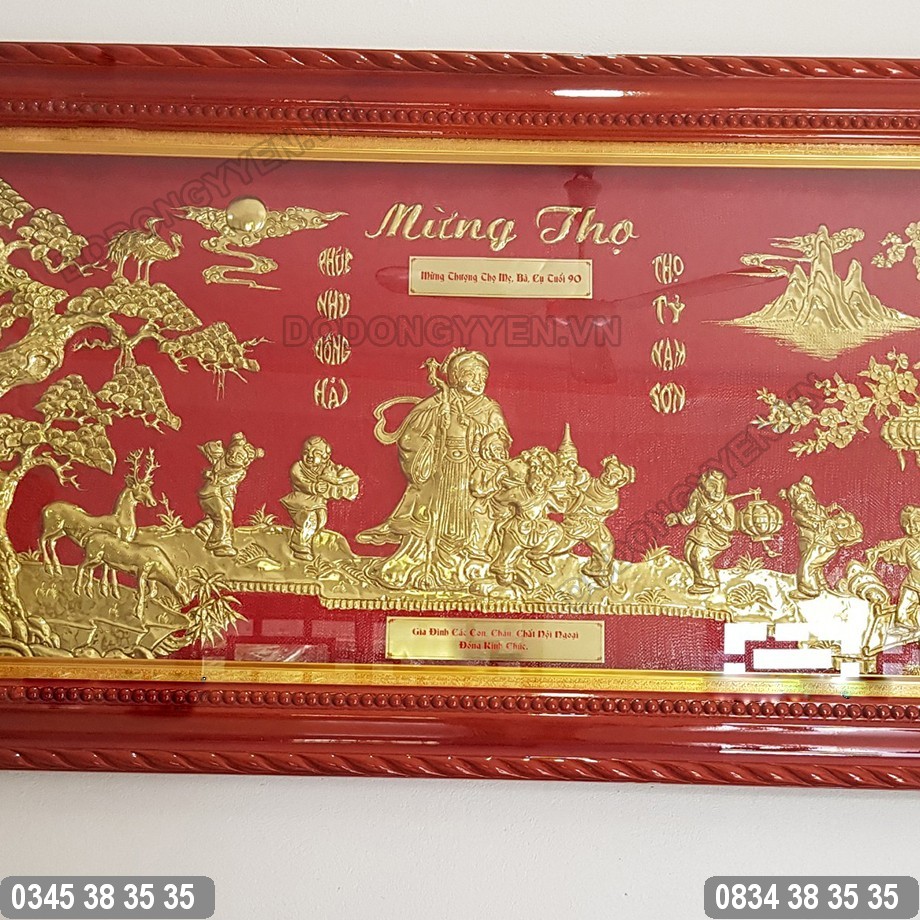 hình ảnh cụ bà vô cùng hiền hậu