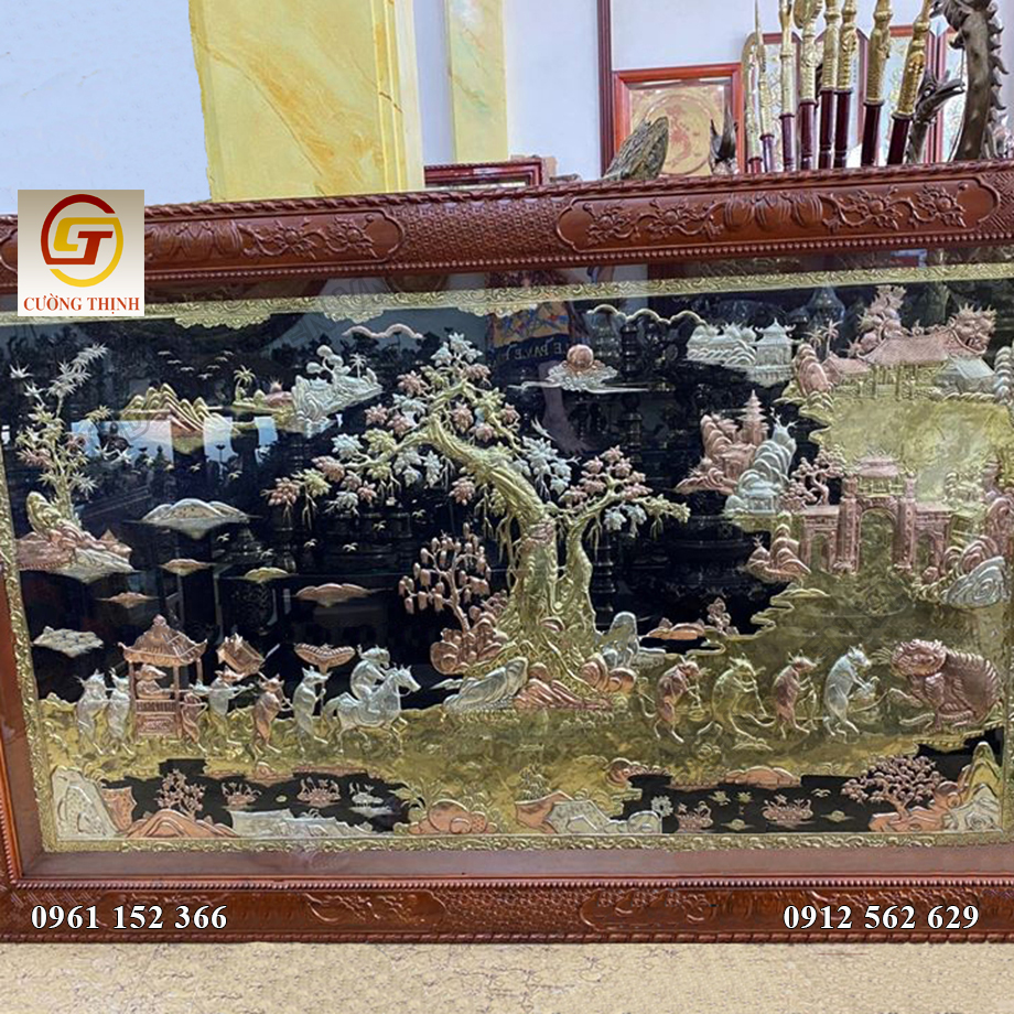 khung tranh bằng gỗ tự nhiên chạm tứ quý đẹp