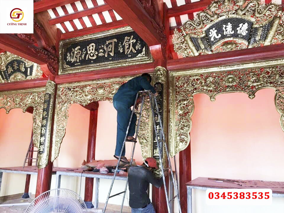 mau-cuon-thu-cau-doi-dai-tu-bang-dong-vang