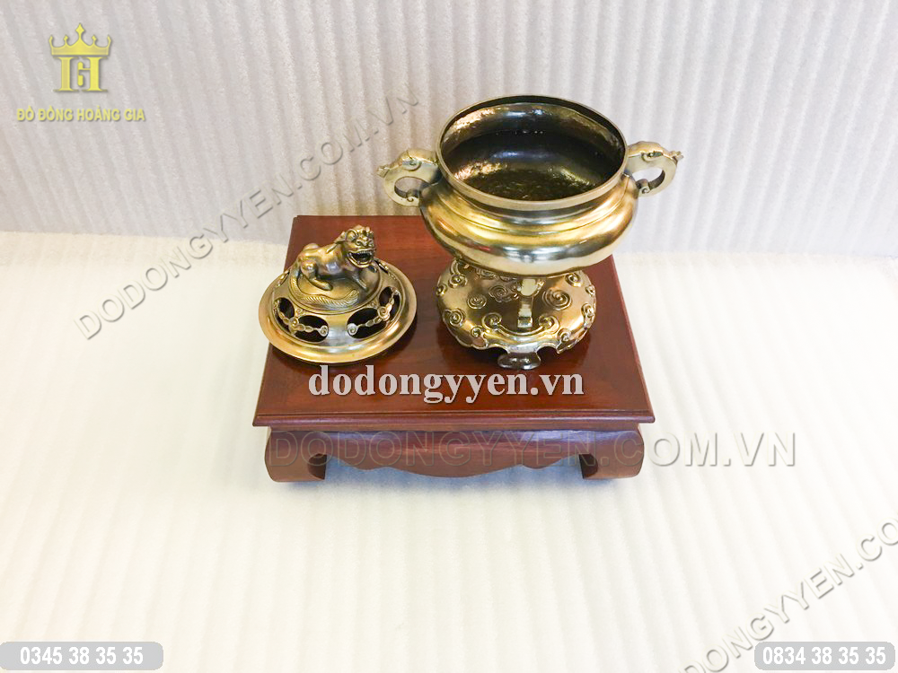 Đỉnh đồng xông trầm bằng đồng vàng nguyên chất