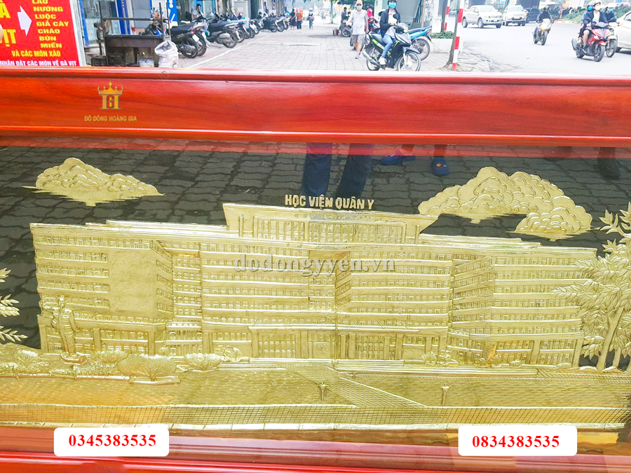 Tranh đồng Học viện quân y được thúc thủ công tinh xảo