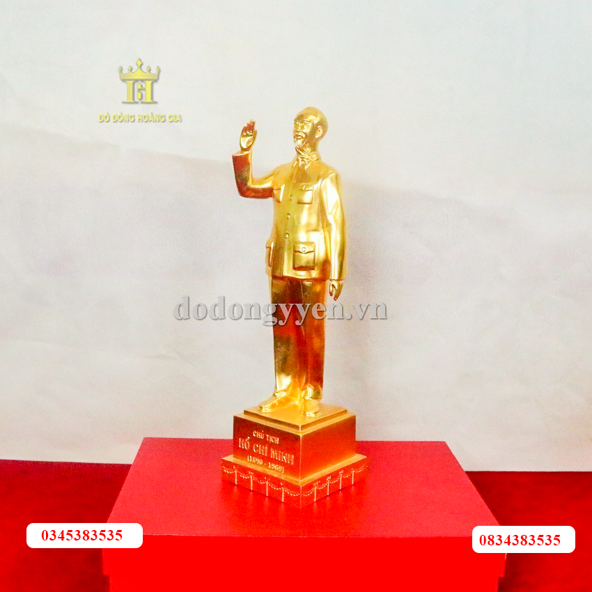 Tượng bác hồ vãy tay đẹp