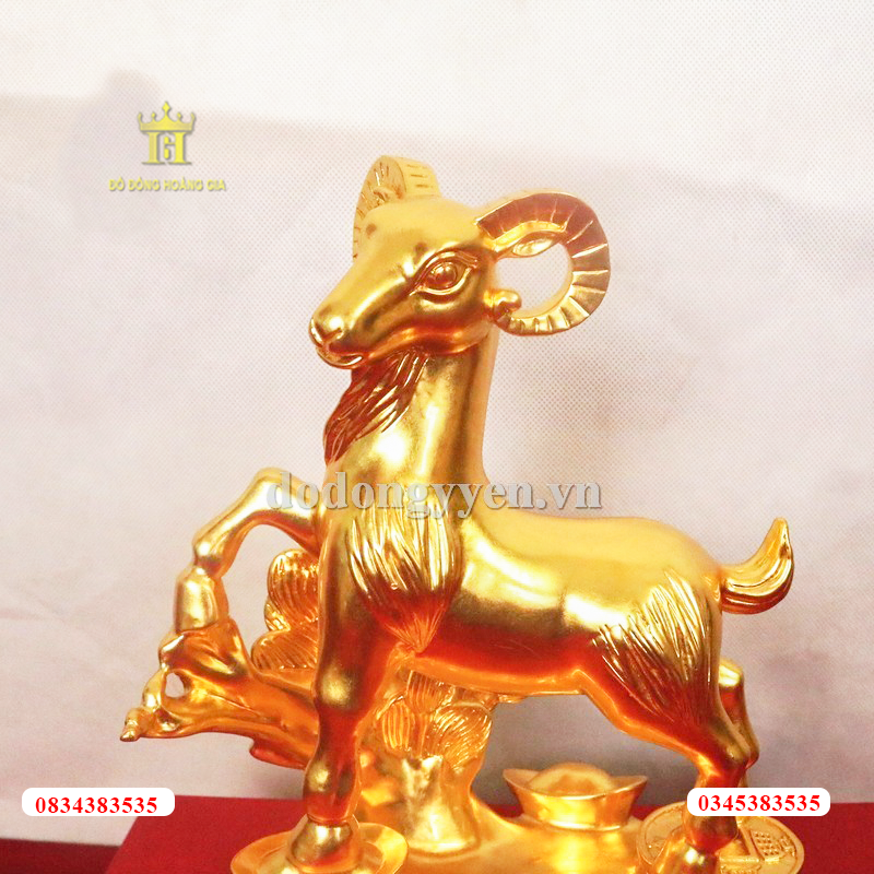 Tượng dê dát vàng được đúc thủ công nguyên chất