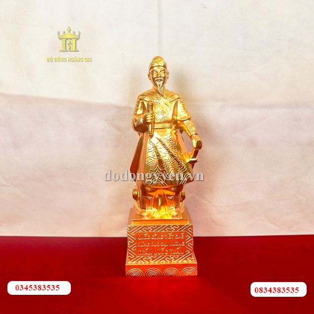 Tượng trần hưng đạo bằng đồng vàng nguyên chất
